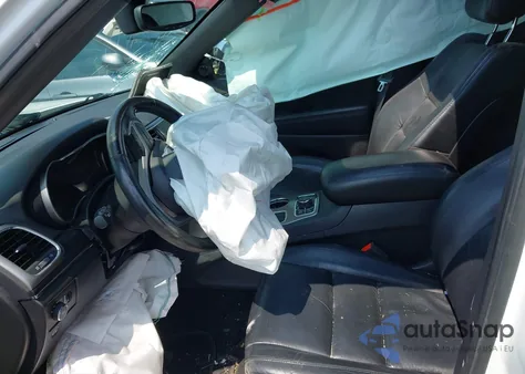 2020 Jeep Grand Cherokee Limited 4X4 z USA, uszkodzony, nr VIN 1C4RJFBG5LC425931